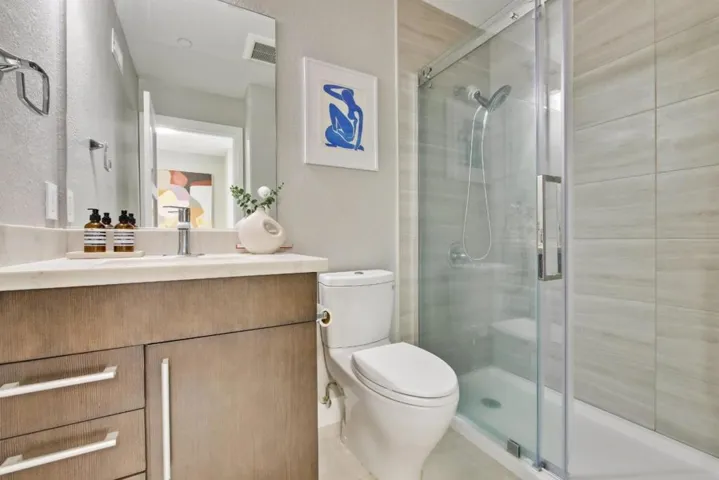 943 La Mesa Terrace B, Sunnyvale, California 94086