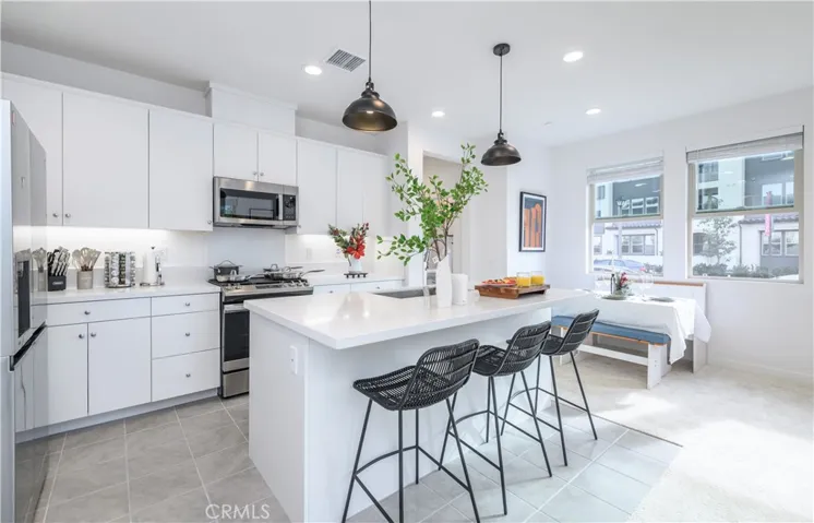 251 Goldfinch Street, Rancho Mission Viejo, California 92694