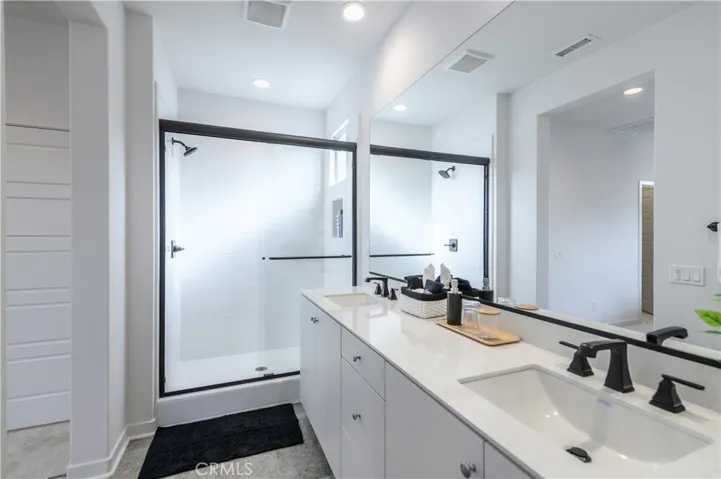 251 Goldfinch Street, Rancho Mission Viejo, California 92694