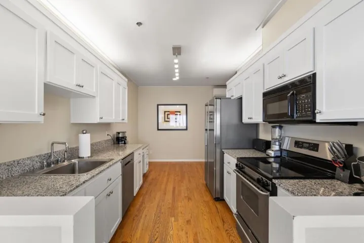 911 Cowper Street, Palo Alto, California 94301