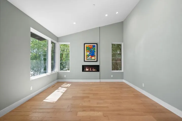 2777 Kipling Street, Palo Alto, California 94306