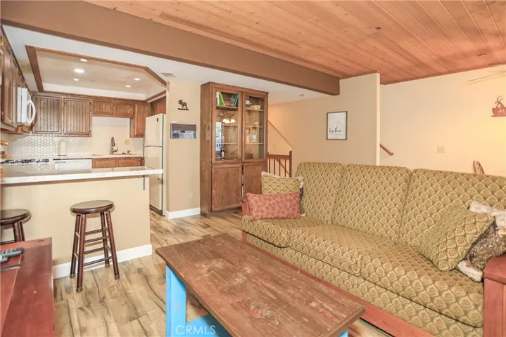 39802 Lakeview Drive 12, Big Bear Lake, California 92315
