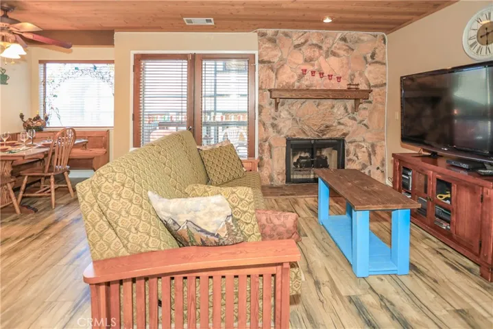 39802 Lakeview Drive 12, Big Bear Lake, California 92315