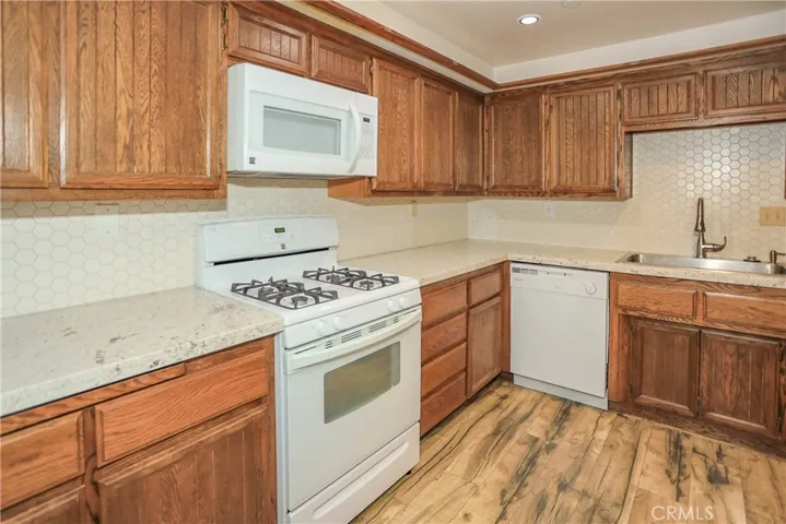 39802 Lakeview Drive 12, Big Bear Lake, California 92315