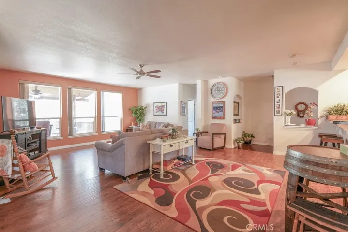 6390 Steiffer Road, Magalia, California 95954