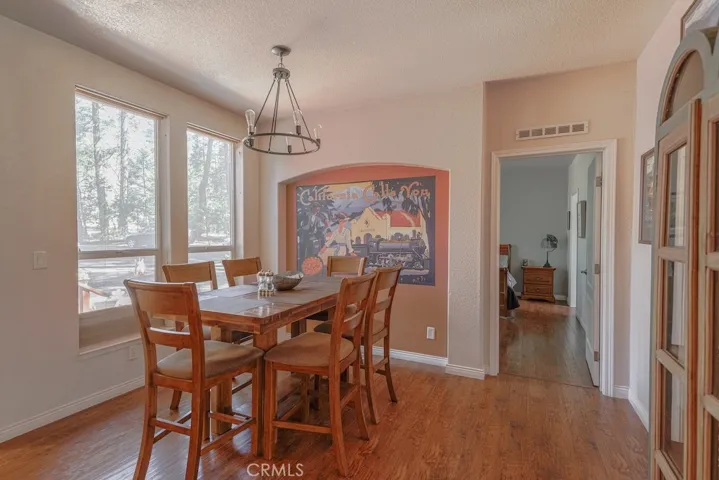 6390 Steiffer Road, Magalia, California 95954