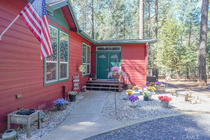 6390 Steiffer Road, Magalia, California 95954