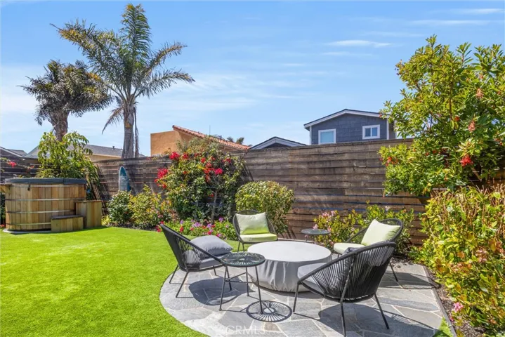 33 12th Street, Cayucos, California 93430