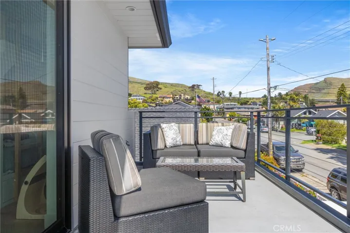 33 12th Street, Cayucos, California 93430