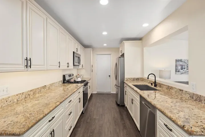 9255 N Magnolia Ave Spc 245, Santee, California 92071