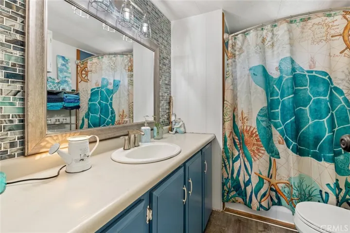 70 Feathervale Drive, Oroville, California 95966