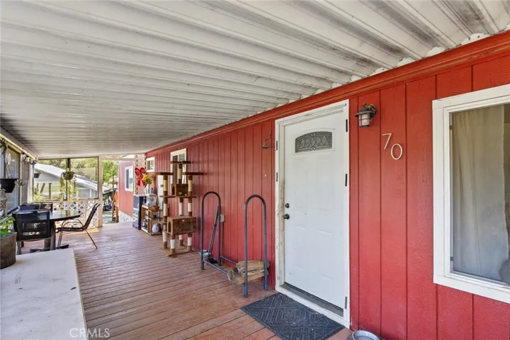 70 Feathervale Drive, Oroville, California 95966