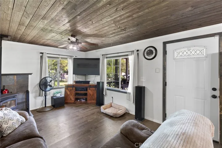 70 Feathervale Drive, Oroville, California 95966