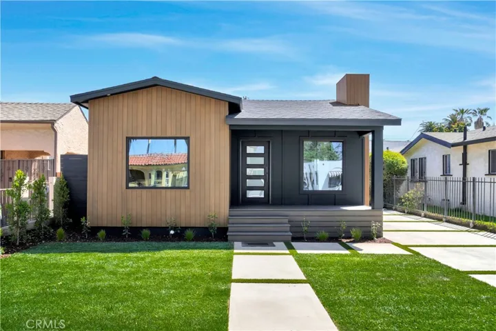 2912 Hillcrest Drive, Los Angeles, California 90016