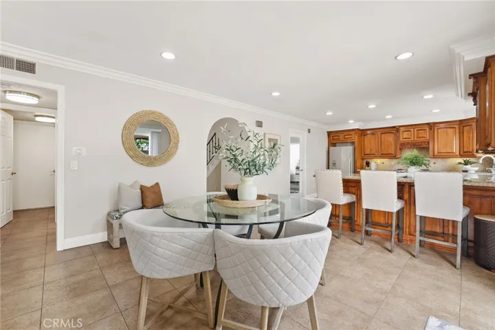 21991 Hoi Circle, Lake Forest, California 92630