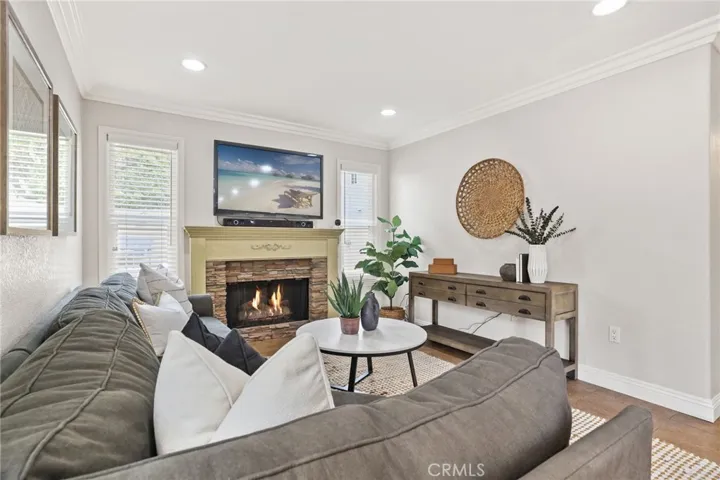 21991 Hoi Circle, Lake Forest, California 92630