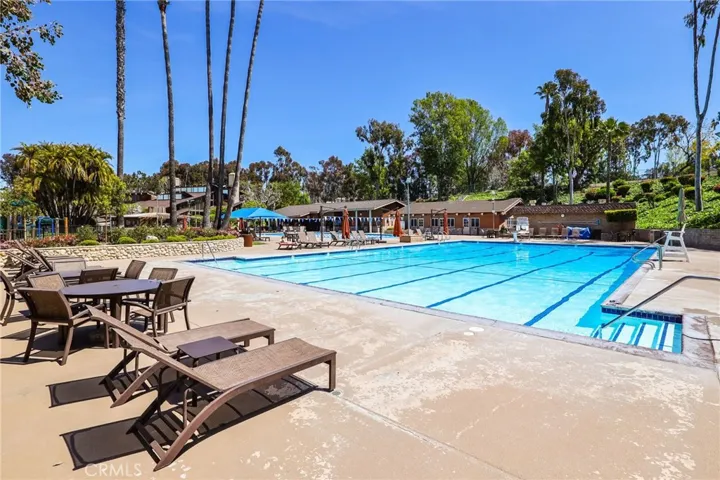 21991 Hoi Circle, Lake Forest, California 92630