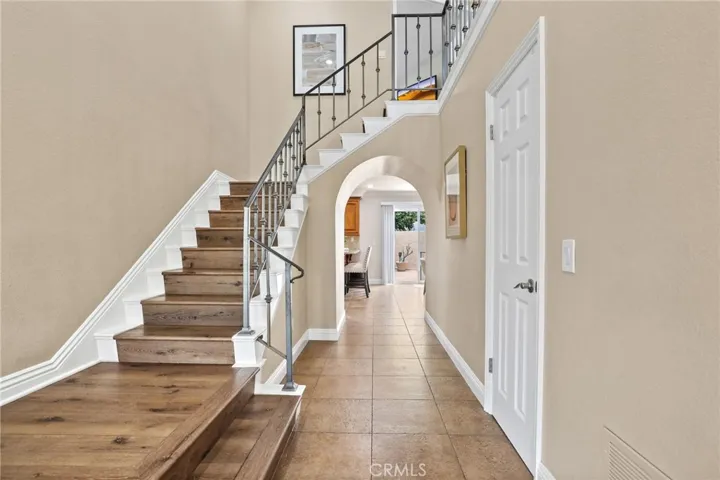 21991 Hoi Circle, Lake Forest, California 92630