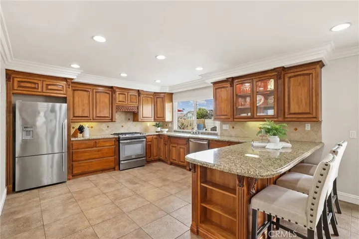 21991 Hoi Circle, Lake Forest, California 92630
