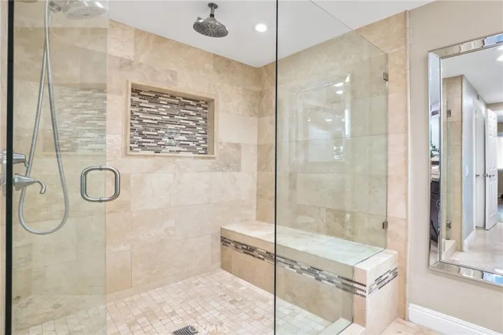 21991 Hoi Circle, Lake Forest, California 92630