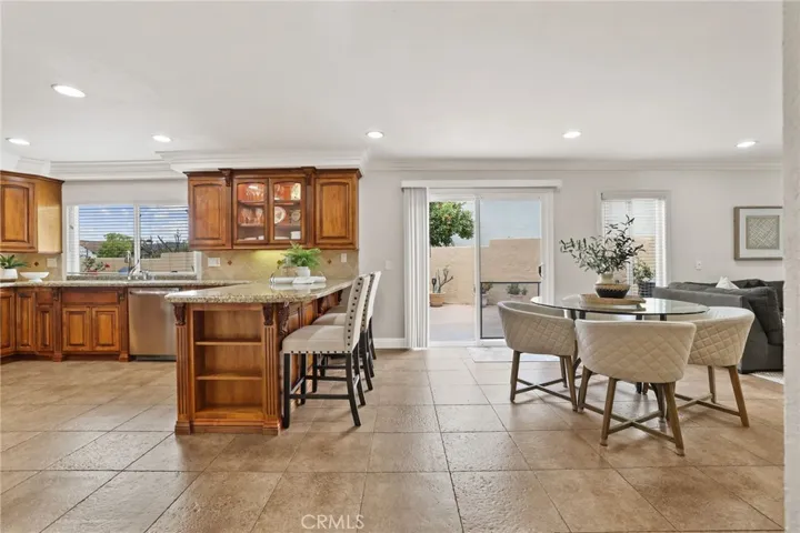 21991 Hoi Circle, Lake Forest, California 92630