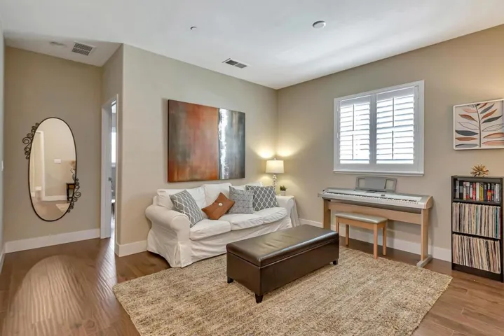 1202 Sagardia Way, Gilroy, California 95020