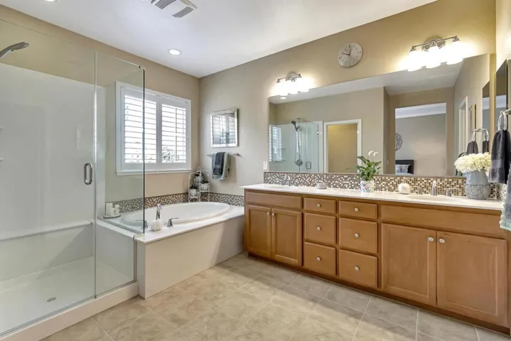 1202 Sagardia Way, Gilroy, California 95020