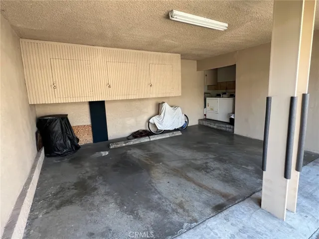 4354 Oakwood 10, Los Angeles, California 90004