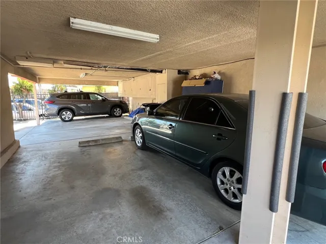 4354 Oakwood 10, Los Angeles, California 90004