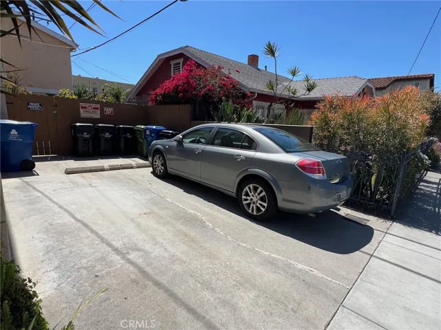 4354 Oakwood 10, Los Angeles, California 90004