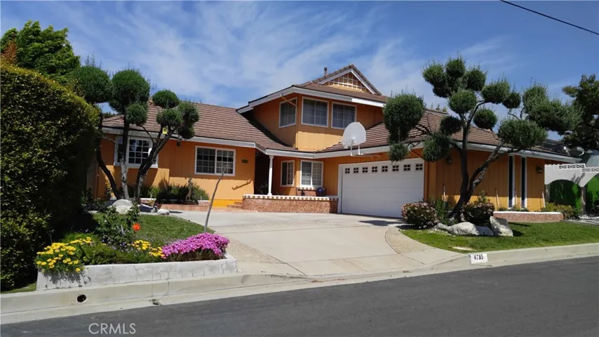 4785 Round Top Drive, Los Angeles, California 90065