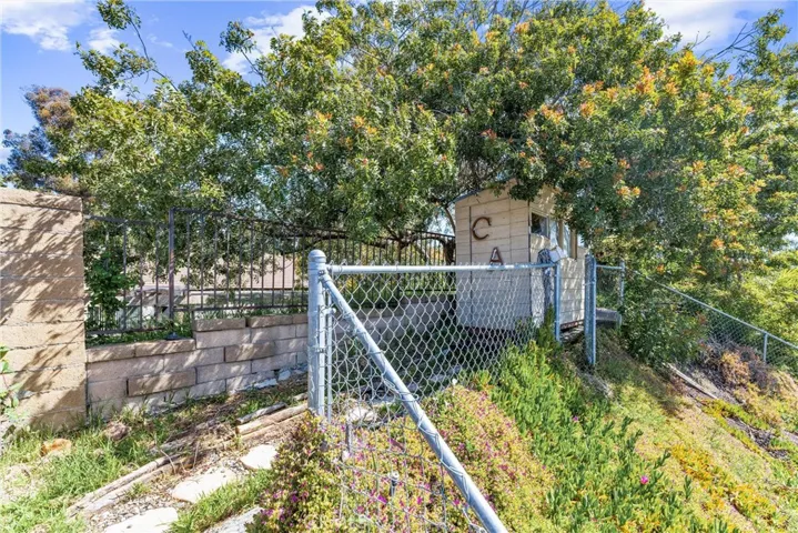 26555 Fresno Drive, Mission Viejo, California 92691