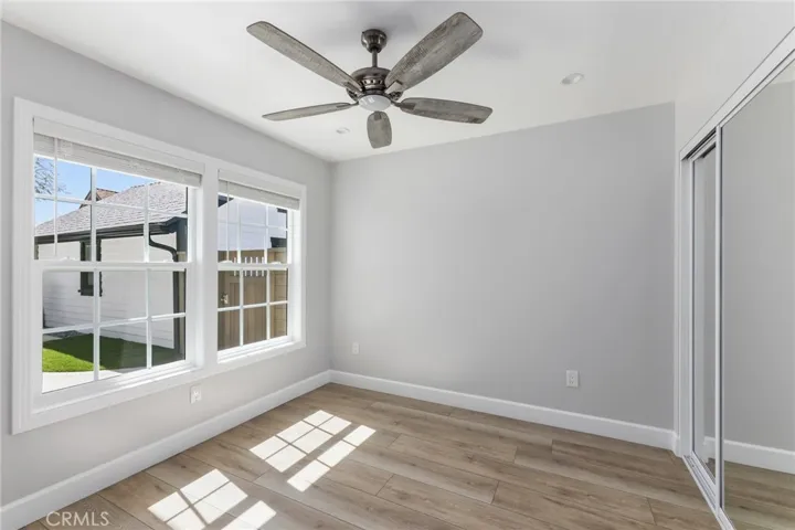 PERFCT GUEST BEDROOM OR OFFICE