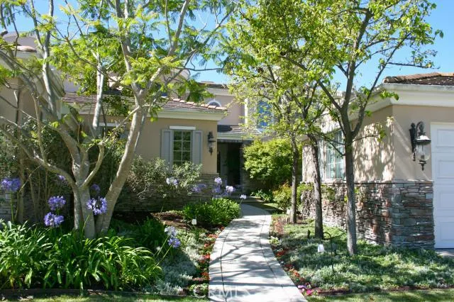 16 Santa Cruz, Rolling Hills Estates, California 90274