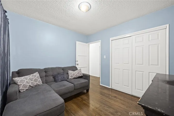 1501 S Chester Avenue, Compton, California 90221