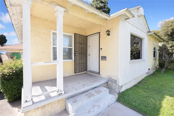 1501 S Chester Avenue, Compton, California 90221