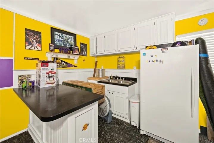 1501 S Chester Avenue, Compton, California 90221