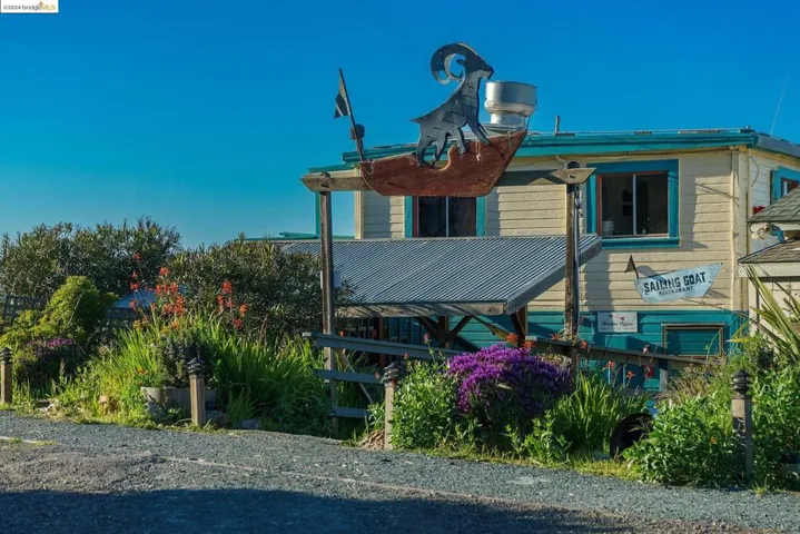 1900 Stenmark Drive Dock 4, Richmond, California 94807
