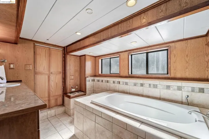 1900 Stenmark Drive Dock 4, Richmond, California 94807