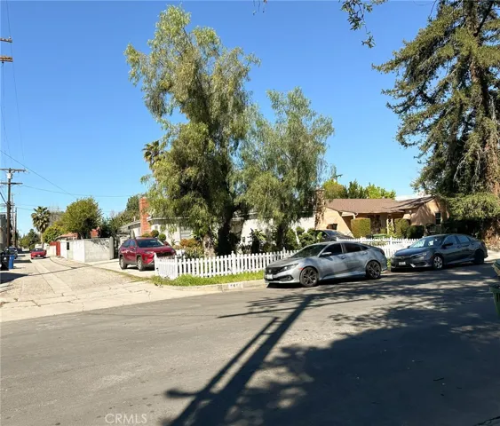 5617 Cedros Avenue, Van Nuys, California 91411