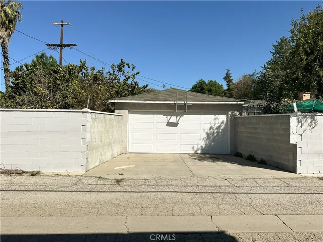 5617 Cedros Avenue, Van Nuys, California 91411