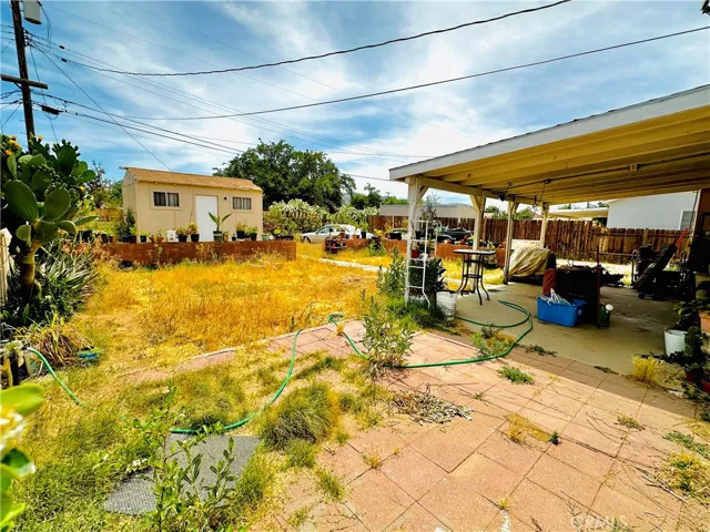 1522 E Avenue R, Palmdale, California 93550