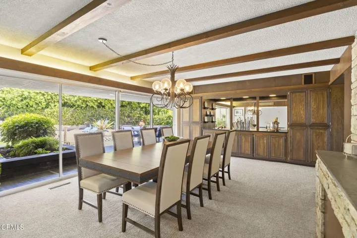 27-web-or-mls-Upmarketmedia_185Via-90