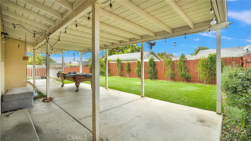 16489 Ivy Avenue, Fontana, California 92335
