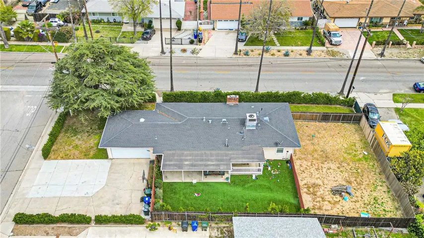 16489 Ivy Avenue, Fontana, California 92335