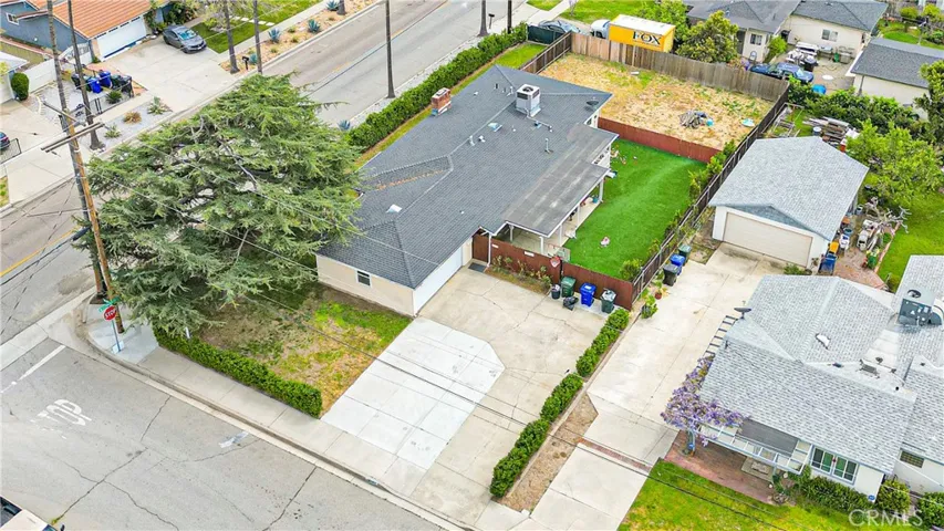 16489 Ivy Avenue, Fontana, California 92335