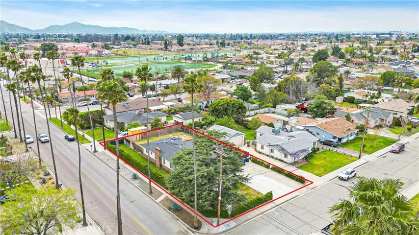 16489 Ivy Avenue, Fontana, California 92335