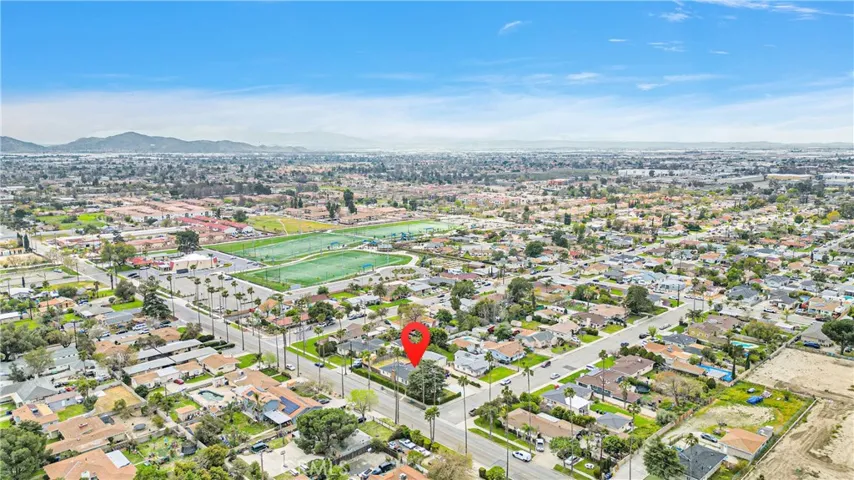 16489 Ivy Avenue, Fontana, California 92335