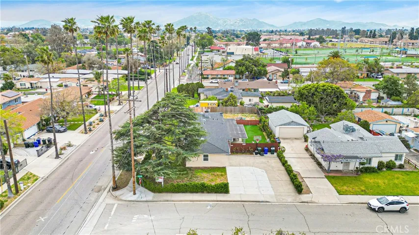 16489 Ivy Avenue, Fontana, California 92335
