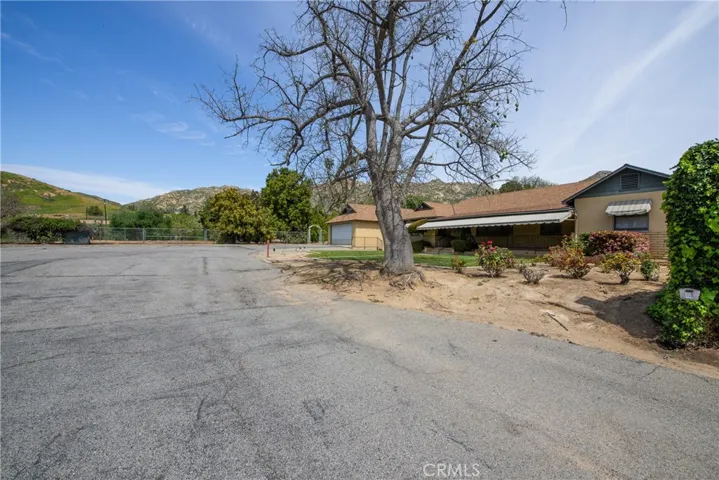 3250 Maricopa Drive, Riverside, California 92507